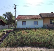 Pozemek s rodinným domem v Želechovicích nad Dřevnicí